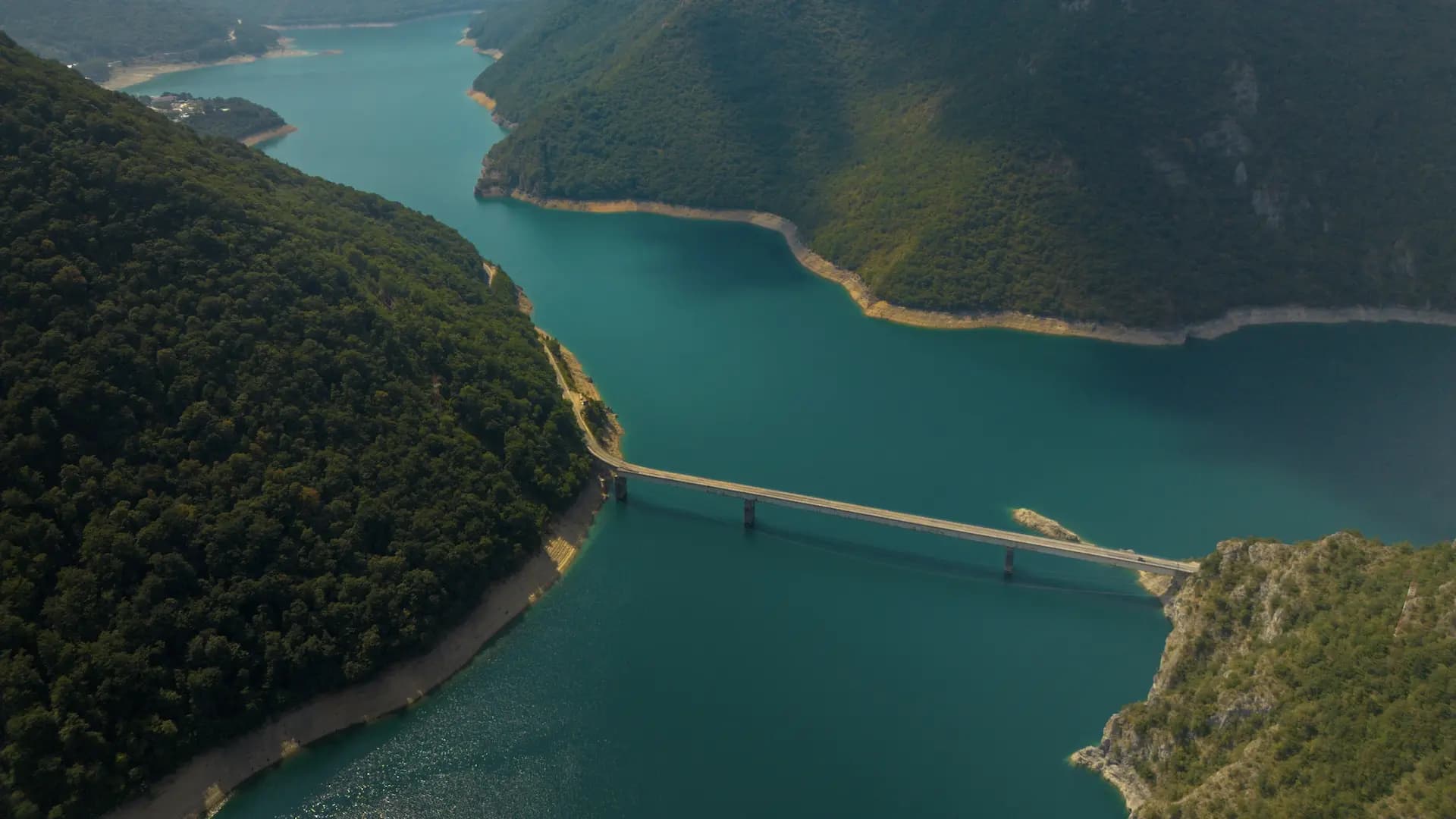 Road trip kroz Crnu Goru: Doživite Crnu Goru u 2026 sa Luxar Rent a Car
